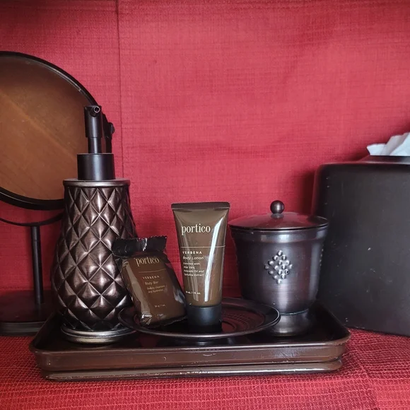 NEW! 6pc. Elegant Bronze/ Brown Metal / Ceramic Complete Bathroom Accessory Set - Picture 6 of 15